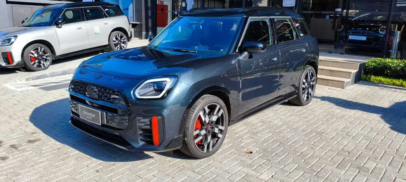 galeria Cooper Countryman