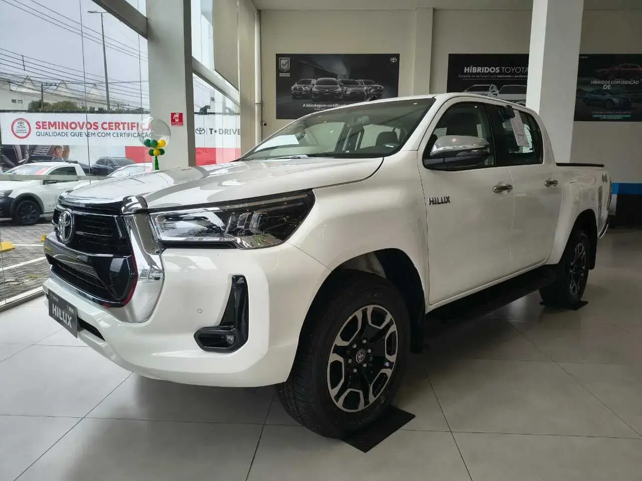 galeria Hilux Cabine Dupla