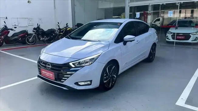 Nissan VERSA 1.6 16V FLEX EXCLUSIVE XTRONIC
