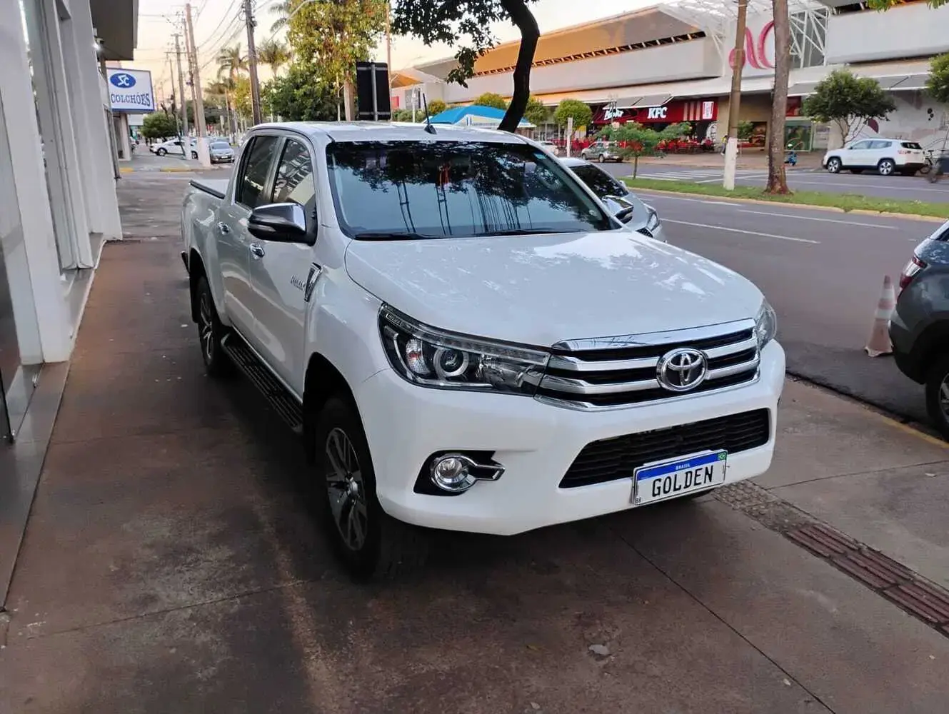 galeria HILUX
