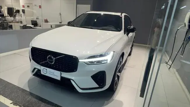 Volvo XC60 2.0 T8 RECHARGE ULTIMATE DARK AWD GEARTRONIC