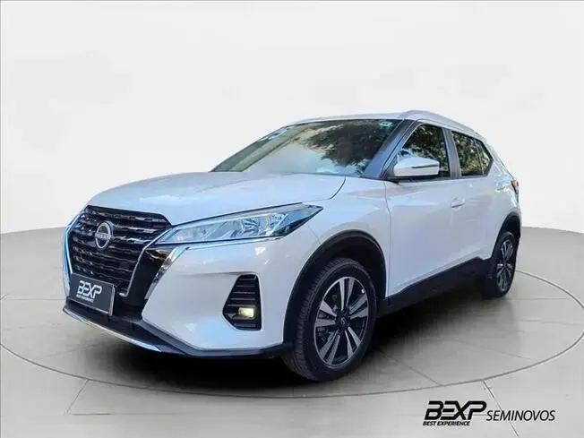 KICKS PLAY