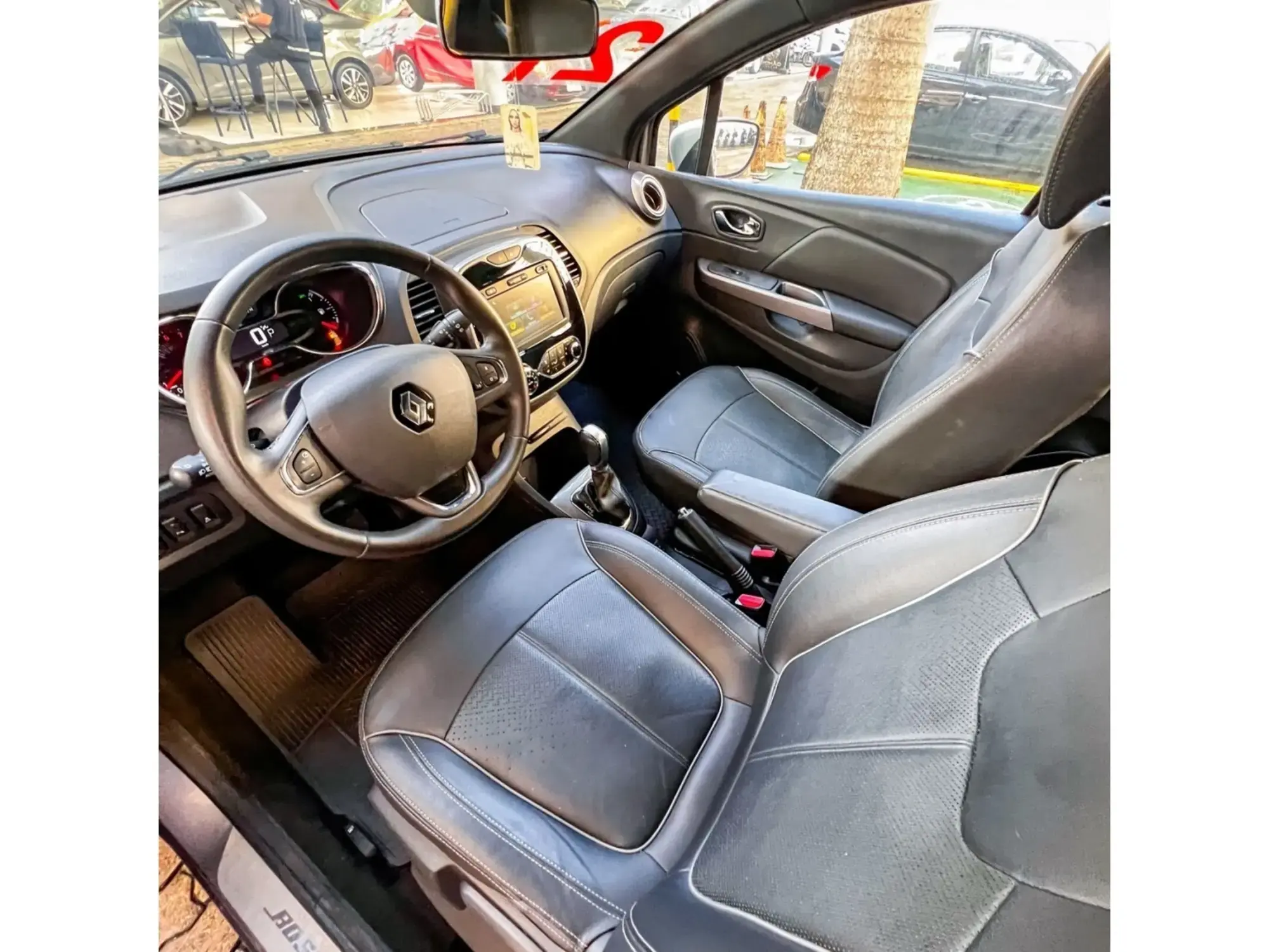 Renault Captur CAPTUR Intense Bose 1.6 16V Flex 5p Aut. 2021