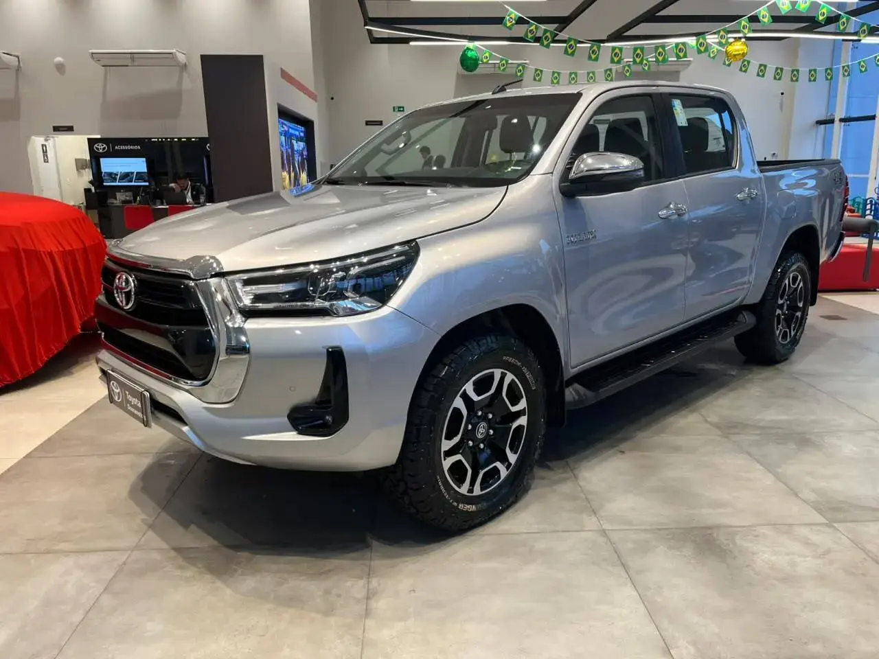 galeria HILUX SRV 4X4 2.8