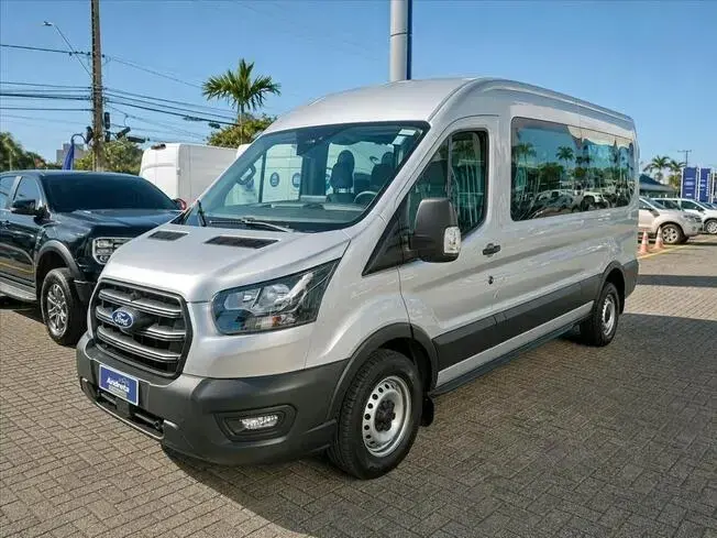 Ford TRANSIT 2.0 ECOBLUE DIESEL MINIBUS 14+1 L3H2 AUTOMÁTICO
