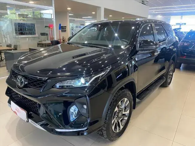 HILUX SW4