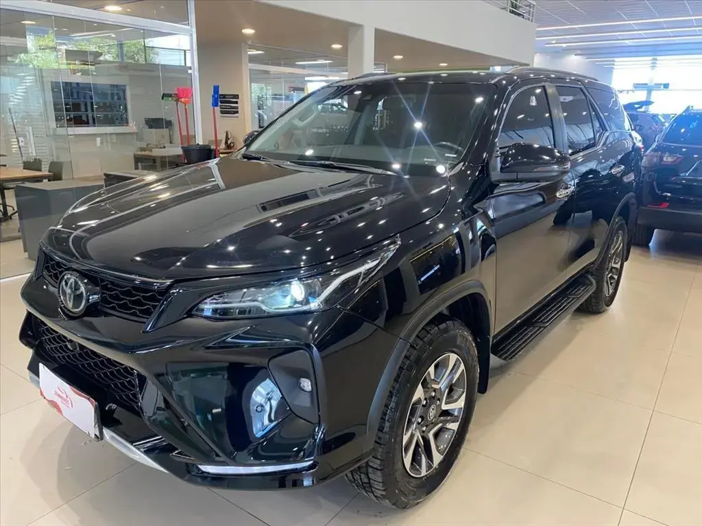 galeria HILUX SW4