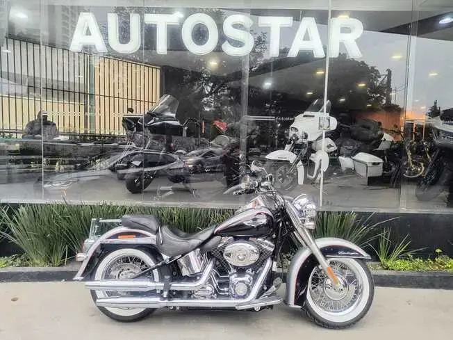 Harley Davidson Softail Deluxe Softail De Luxe