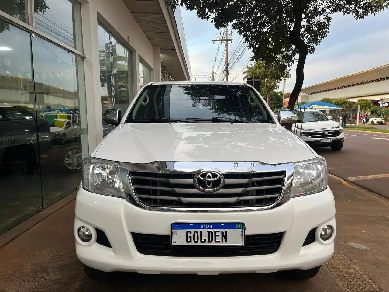 galeria HILUX