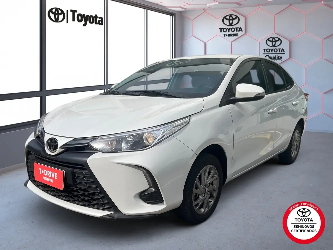 galeria Yaris Sedan