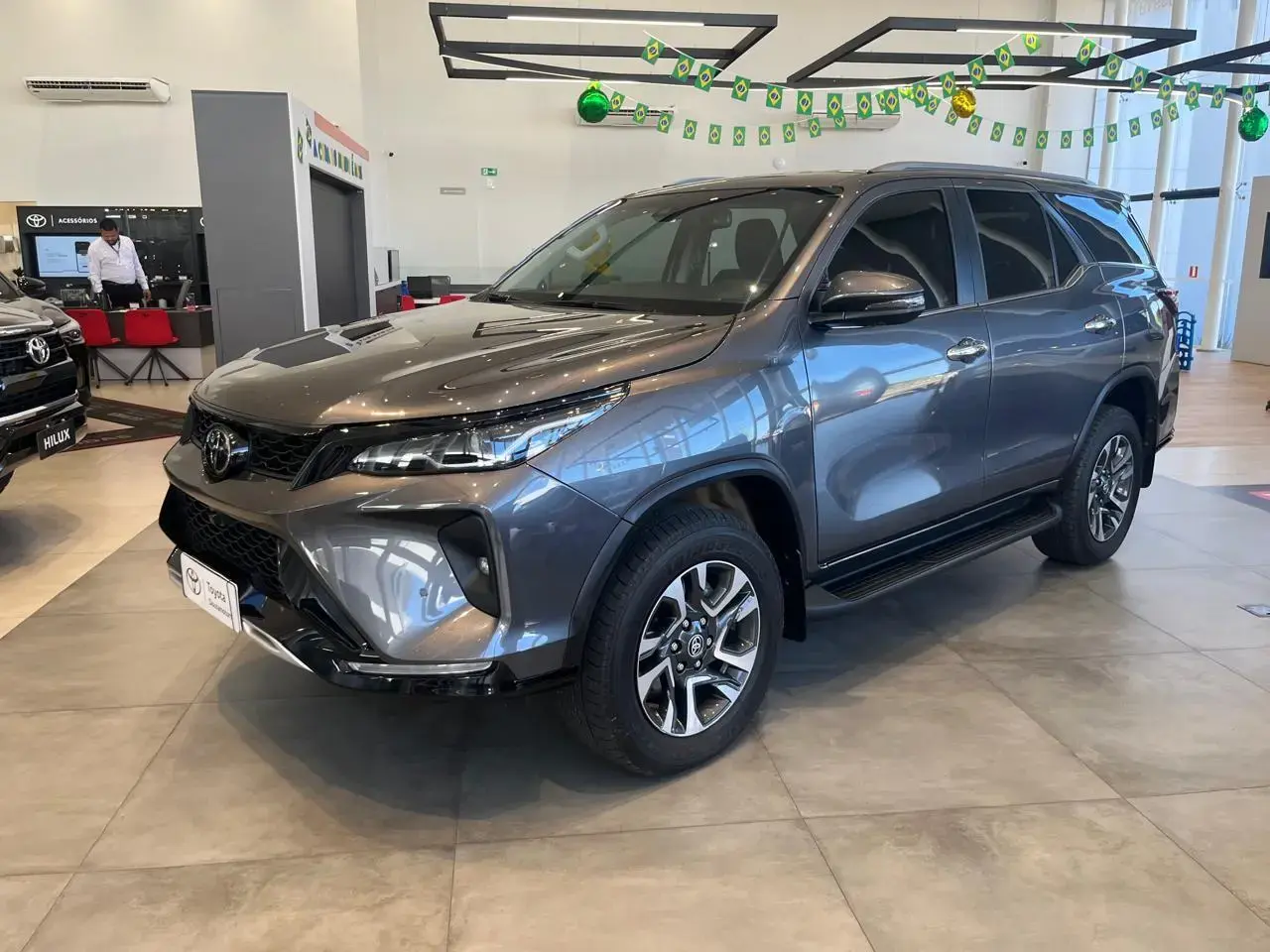 galeria SW4 SRX 7 LUGARES 2.8 4X4