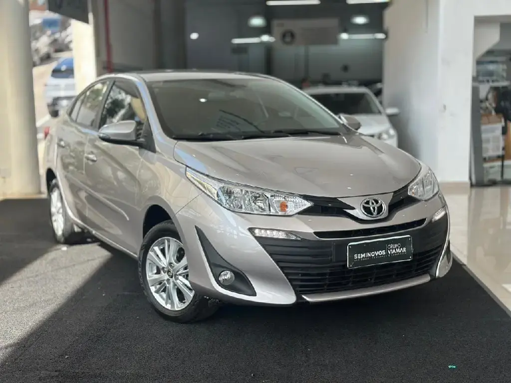 galeria YARIS