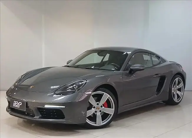 718
