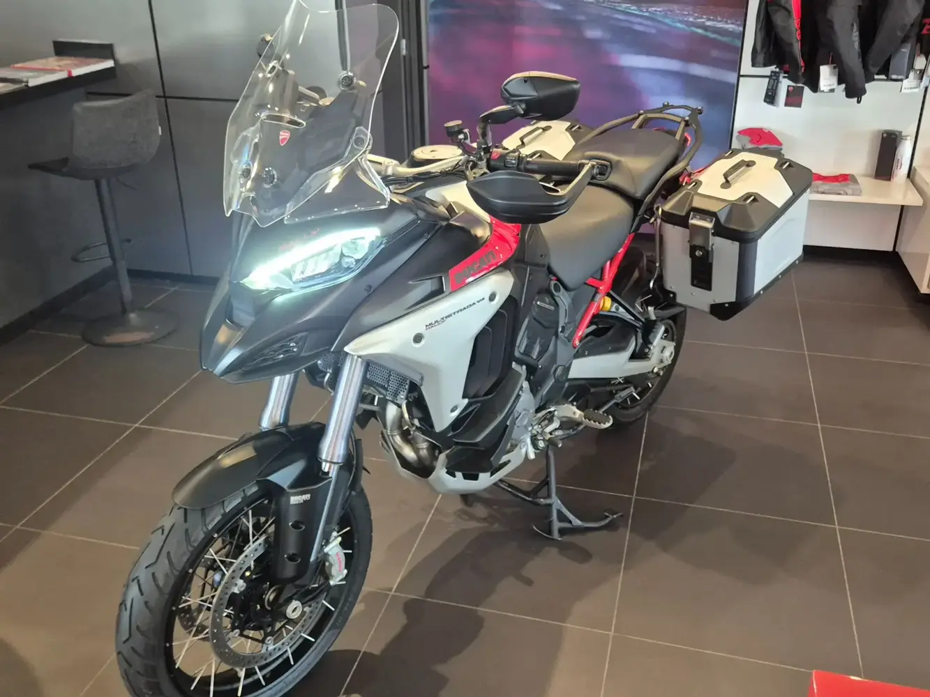 galeria DUCATI MULTISTRADA 1200 V4 RALLY ADVENTURE