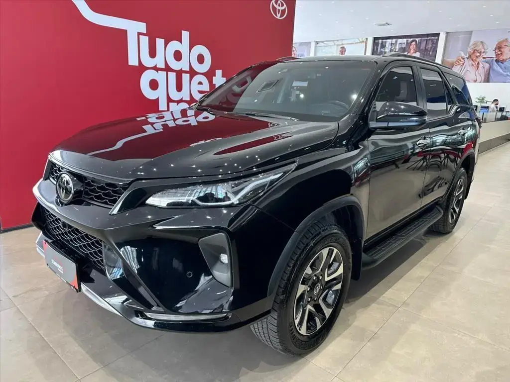 galeria HILUX SW4