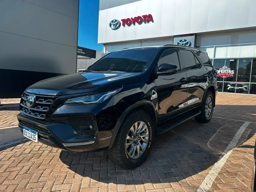 galeria HILUX SW4