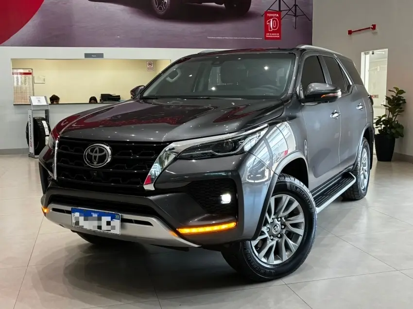 galeria HILUX SW4