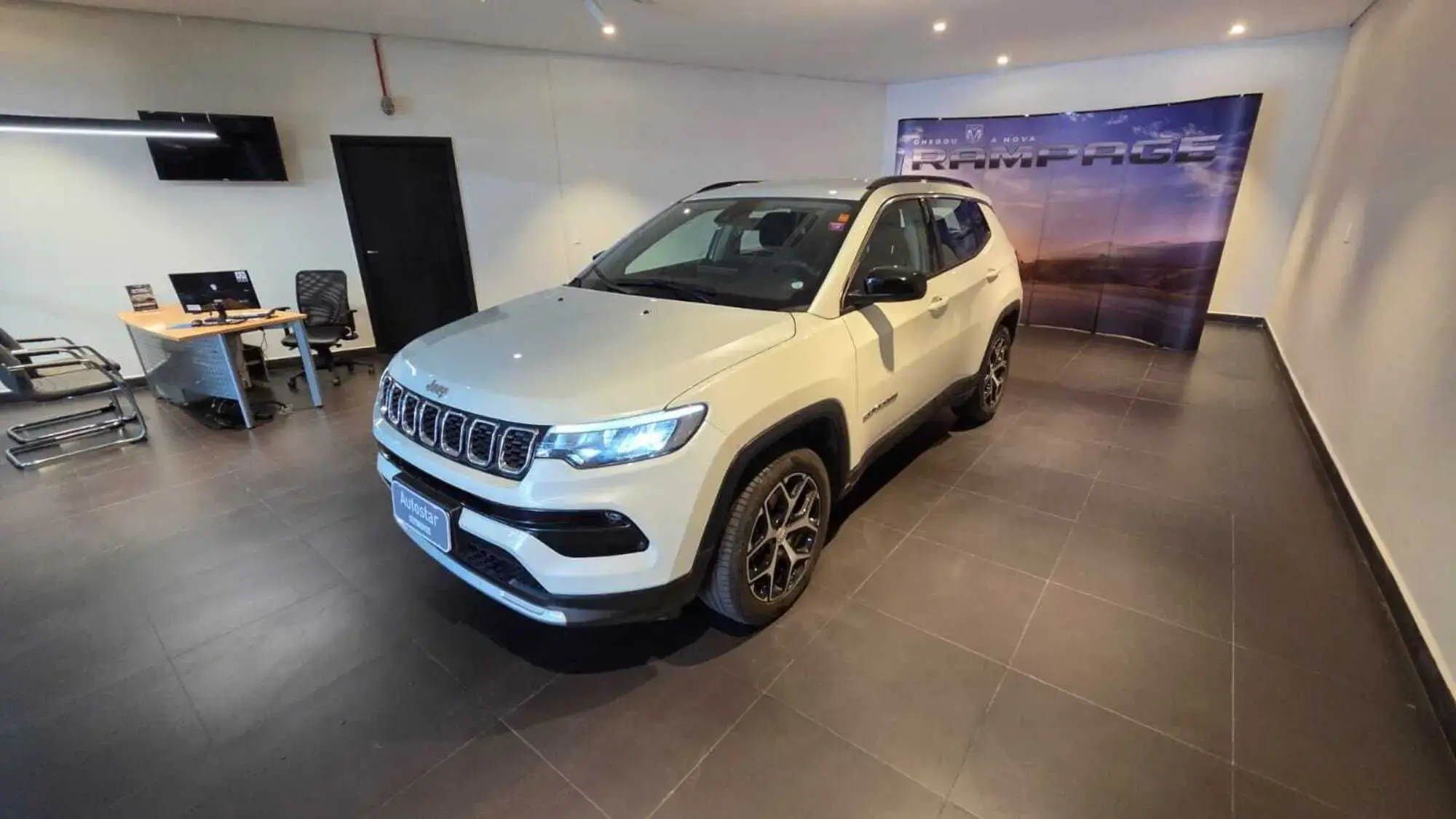 Compass Longitude 1.3 T270 (Aut) (Flex)