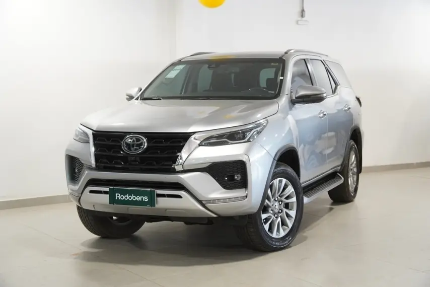 galeria HILUX SW4