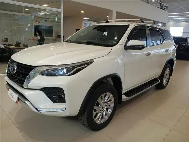 HILUX SW4