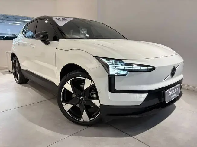Volvo EX30 Ultra
