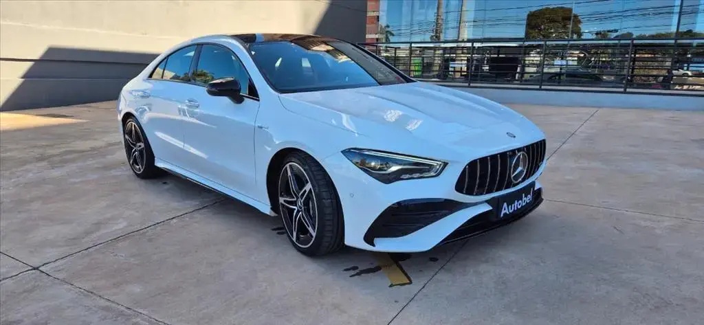 galeria CLA 35 AMG