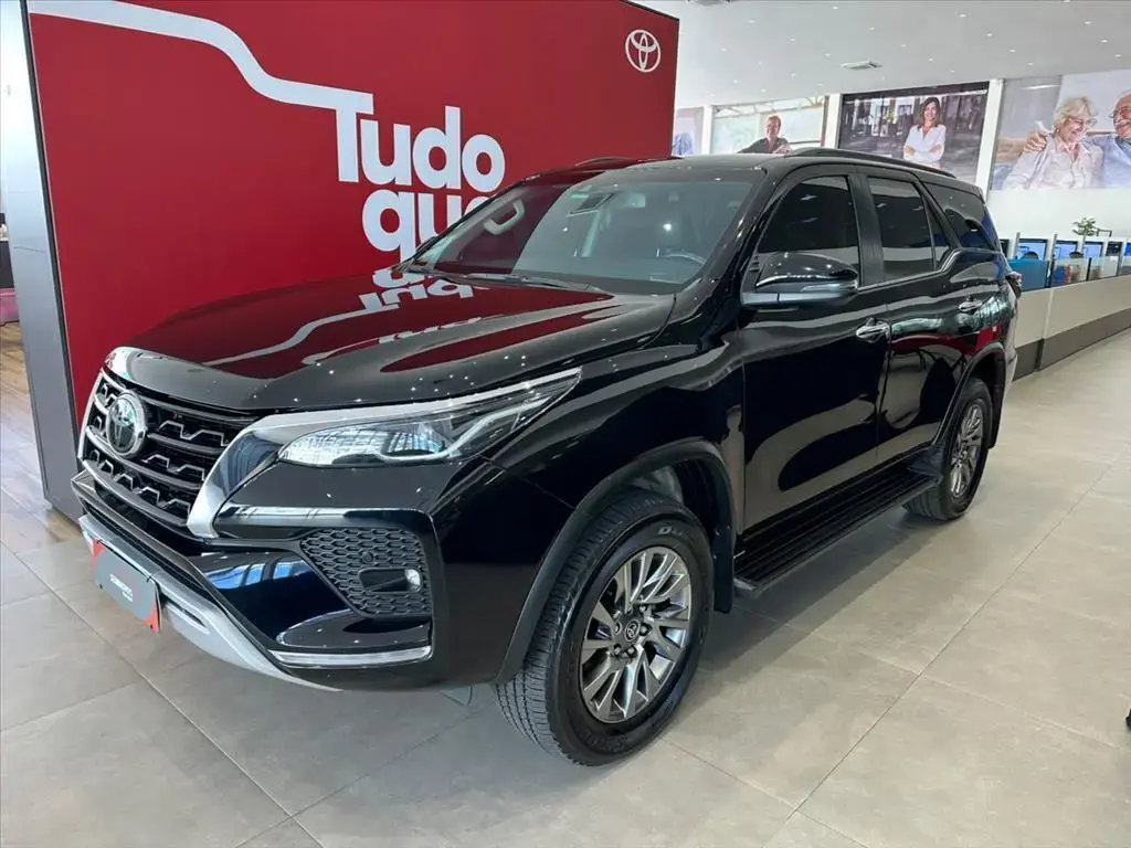 galeria HILUX SW4