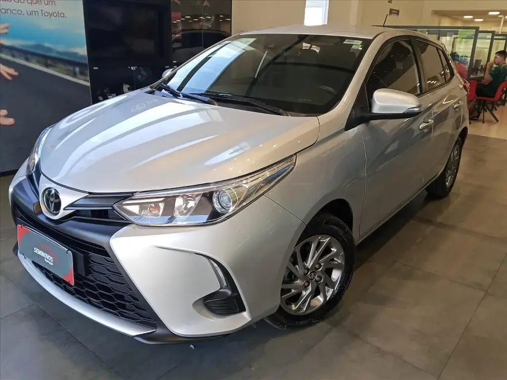galeria YARIS