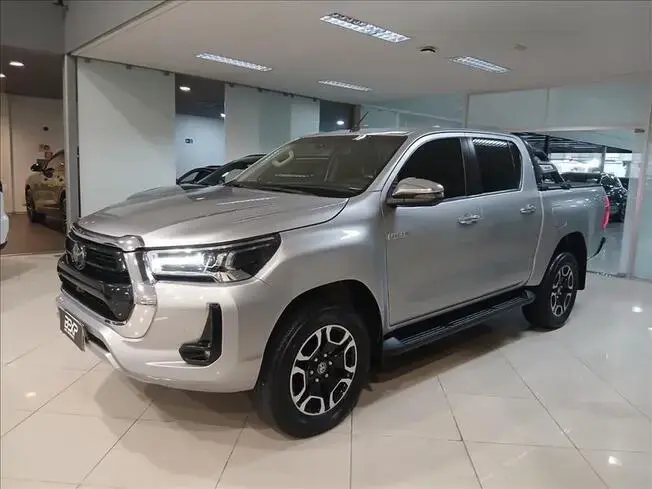 HILUX