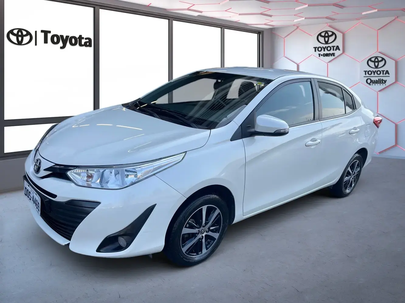 galeria Yaris Sedan