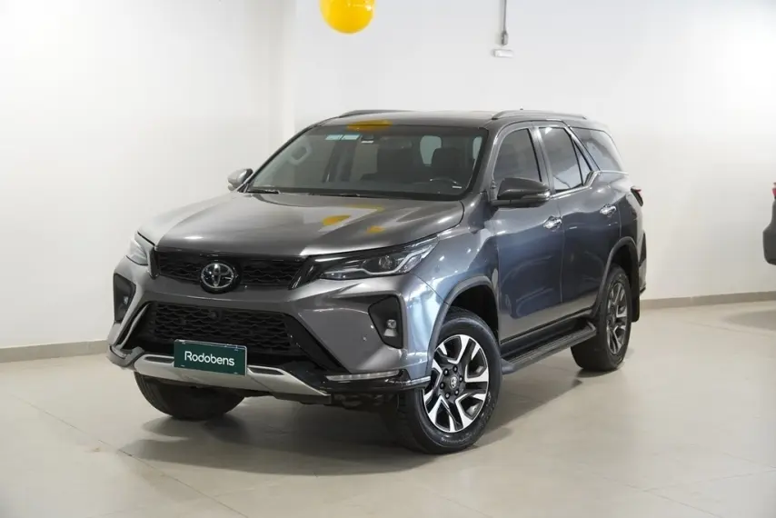 galeria HILUX SW4