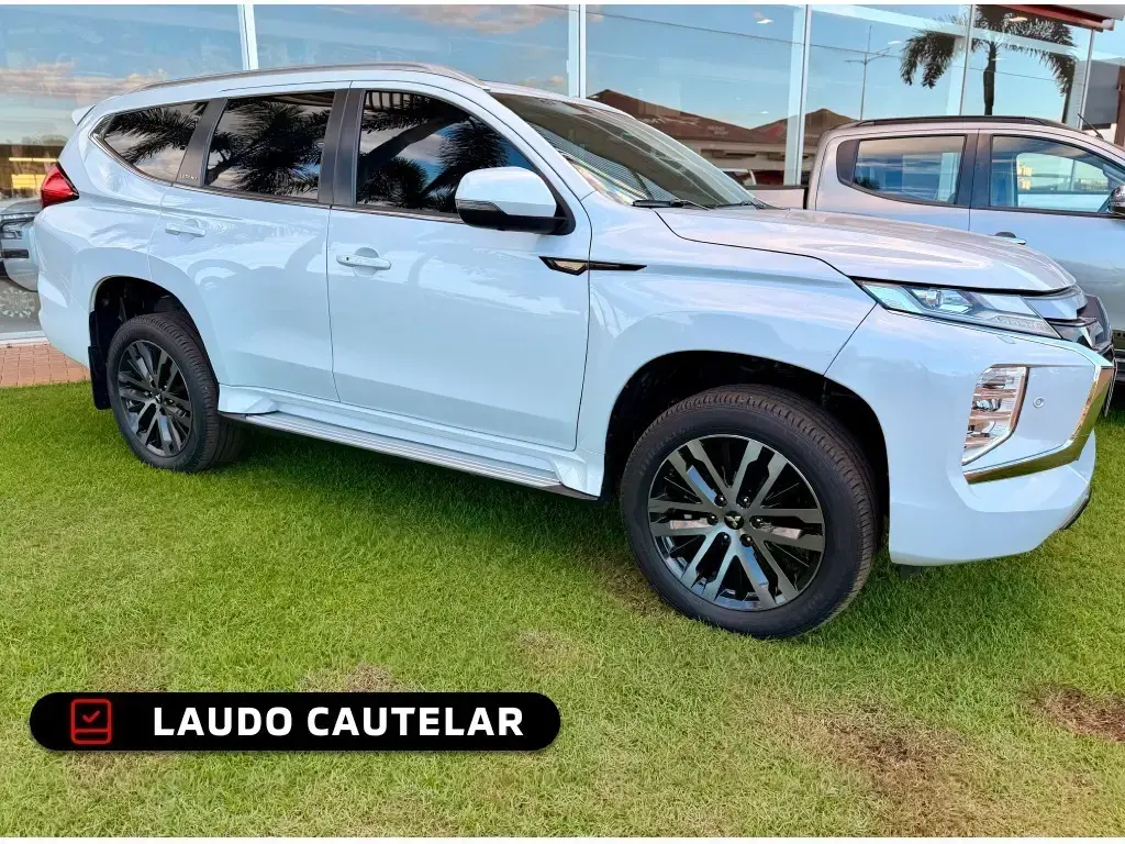 galeria PAJERO SPORT
