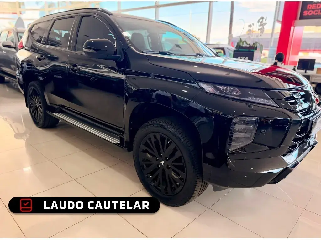 galeria PAJERO SPORT