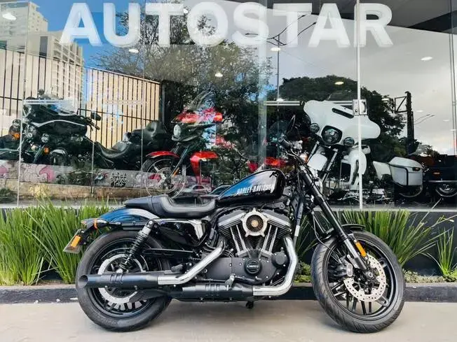 Harley Davidson Sportster 1200 Roadster