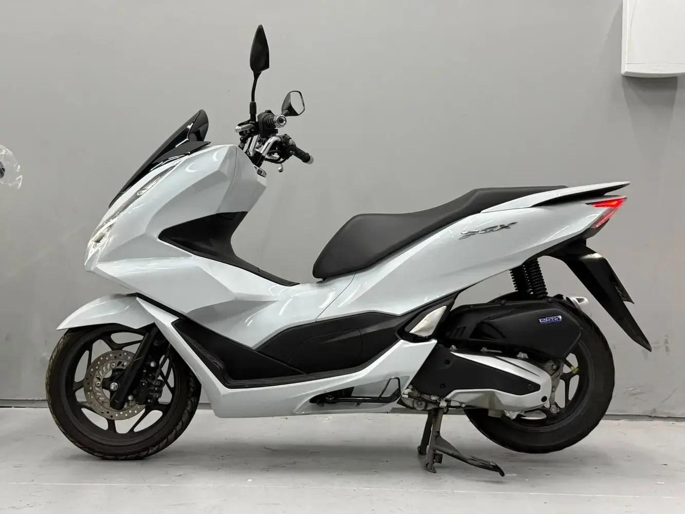 galeria PCX 160