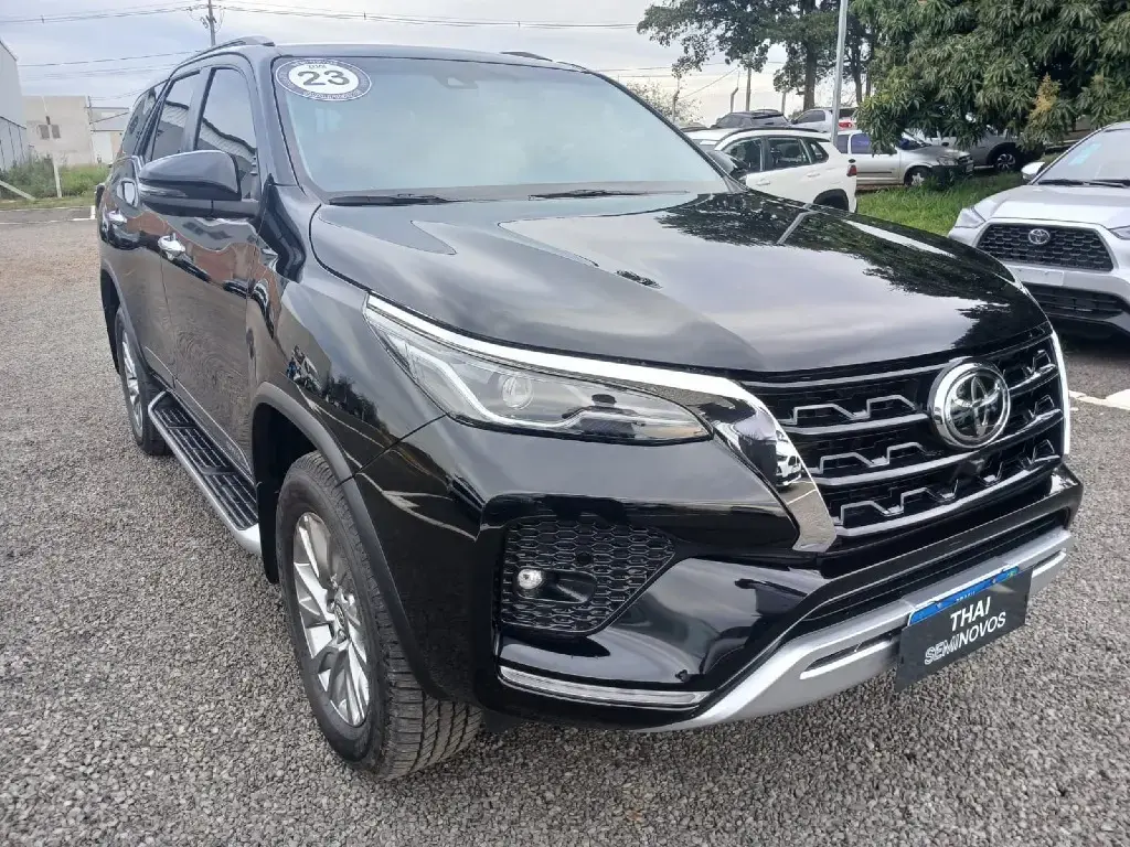 galeria HILUX SW4