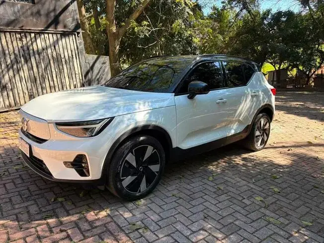 Volvo XC40 P6 RECHARGE ELECTRIC PLUS