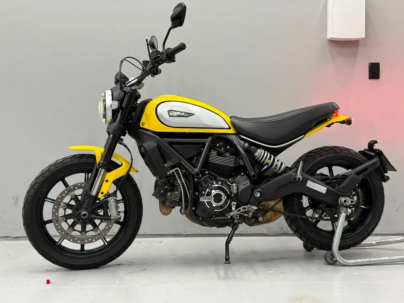 galeria SCRAMBLER ICON 800cc