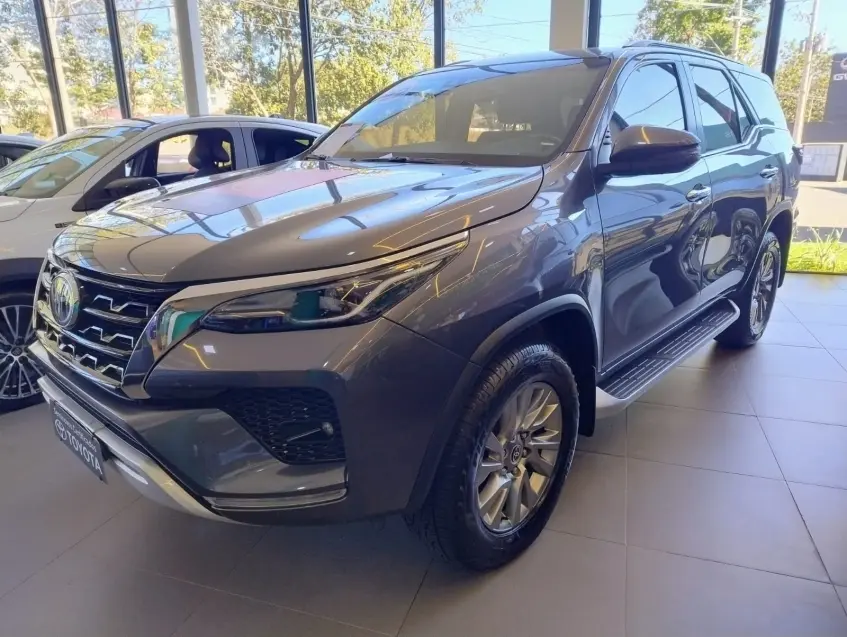 galeria HILUX SW4