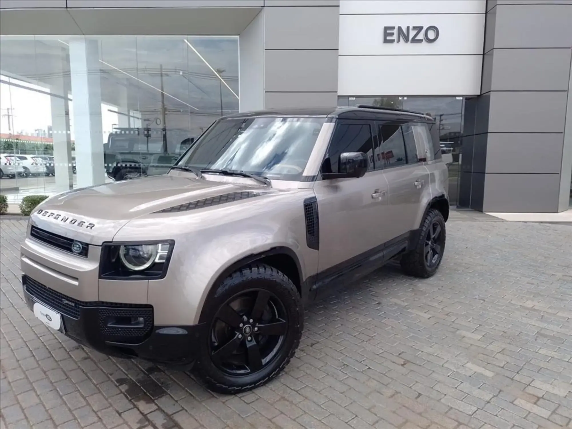 Defender 3.0 D300 Turbo Diesel Mhev 110 X-Dynamic Hse Awd Automático
