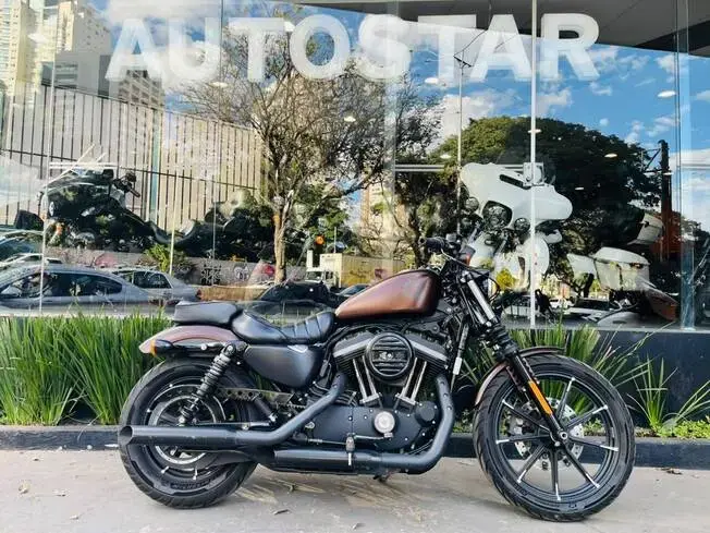 Harley Davidson Xl 883 N IRON