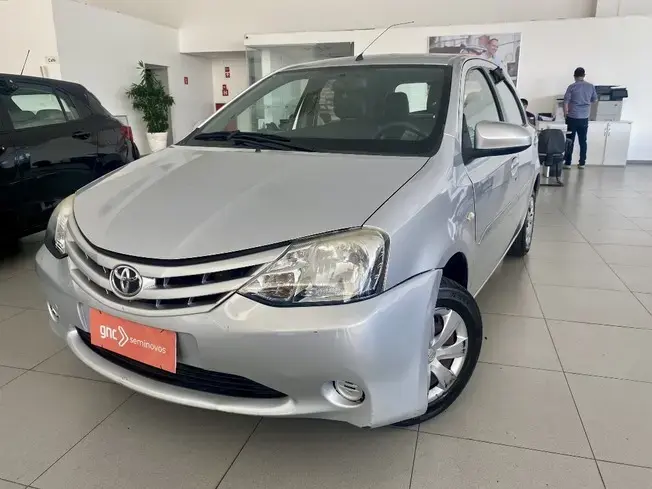 ETIOS 1.5 XS 16V FLEX 4P MANUAL