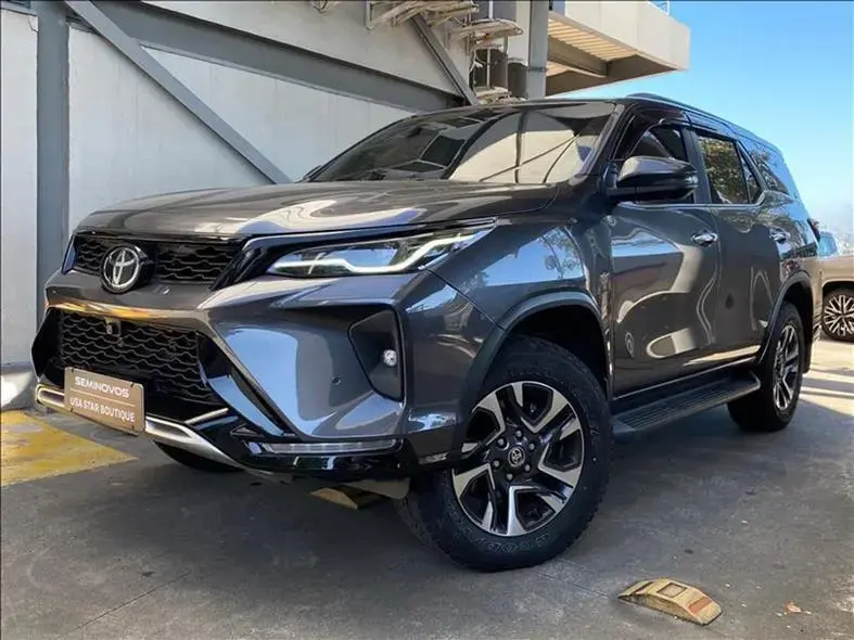 galeria HILUX SW4
