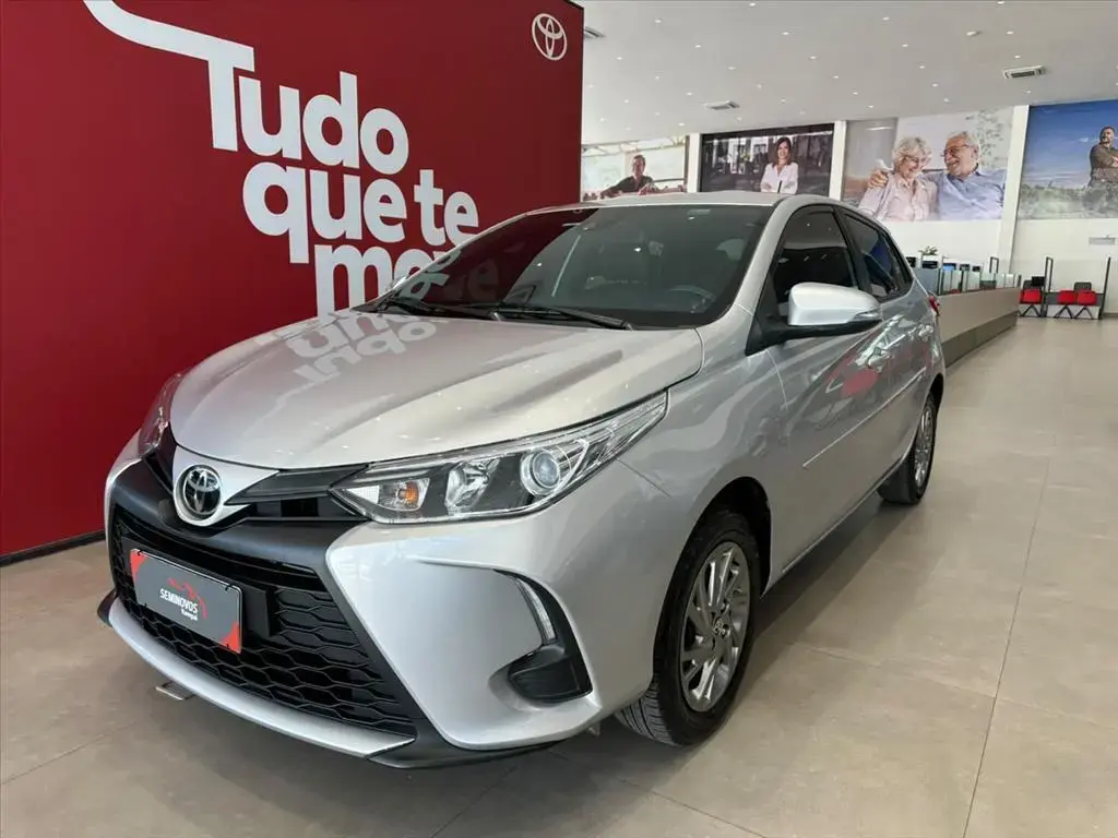 galeria YARIS