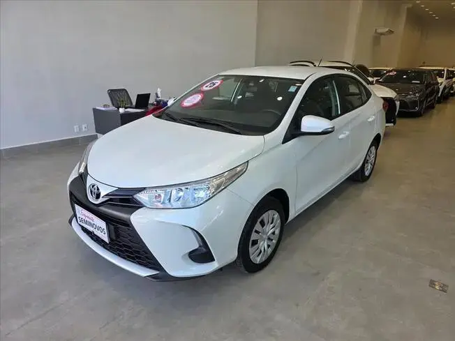 YARIS 1.5 16V FLEX SEDAN XL MULTIDRIVE
