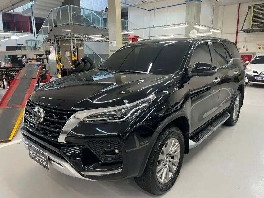 galeria HILUX SW4