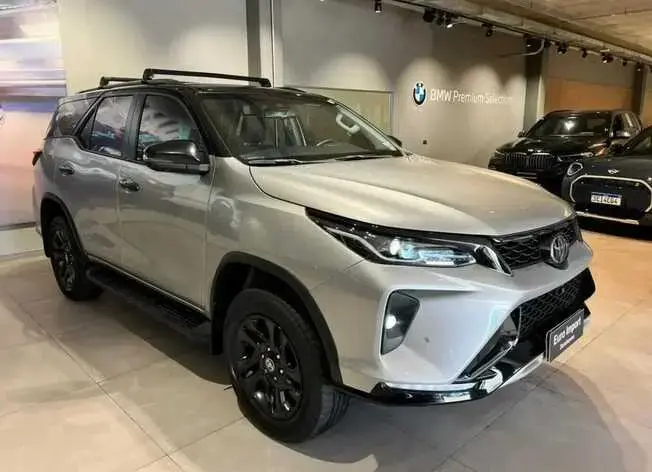 Toyota SW4 SRX Platinum 2.8 Turbodiesel 4x4 (Aut.) (7 Lugares)