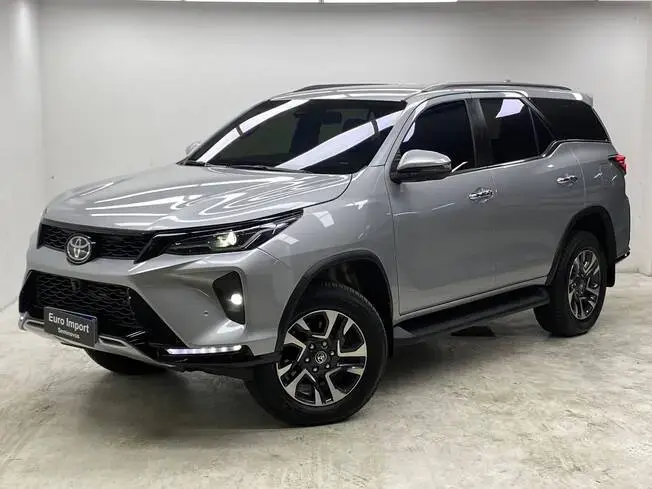 Toyota SW4 SRX Platinum 2.8 Turbodiesel 4x4 (Aut.) (5 Lugares)