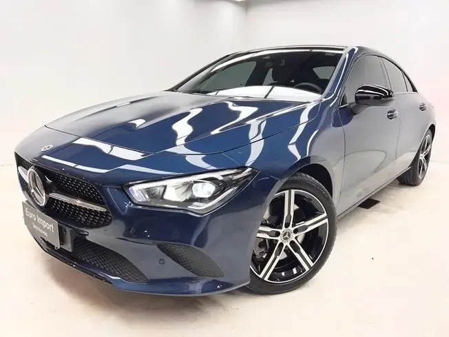 Mercedes Benz CLA 250 2.0 CGI Gasolina 4MATIC (Aut)