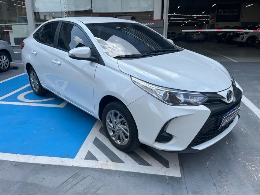 galeria YARIS